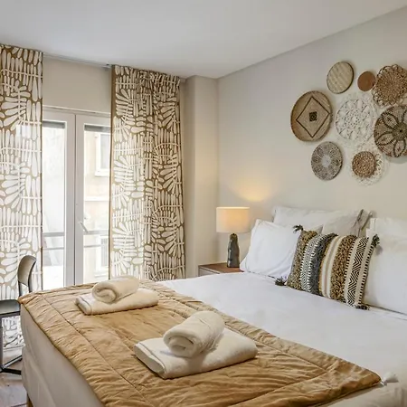 Cortes Reais By All2gether Guest house Lisbon
