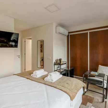 Cortes Reais By All2gether Guest house Lisbon