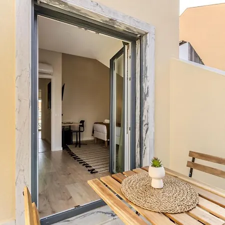 Cortes Reais By All2gether Guest house Lisbon