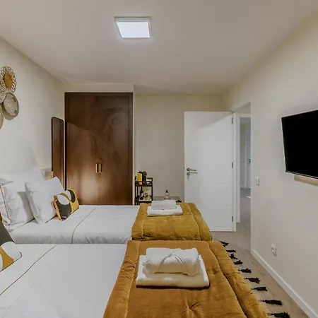 ゲストハウス Cortes Reais By All2gether